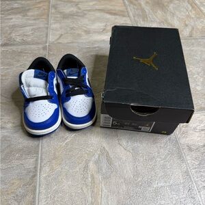 Nike Kids Blue and White Sneakers